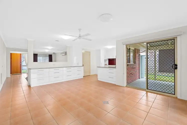 Fifth view of Homely house listing, 6 Barton Place, Traralgon VIC 3844