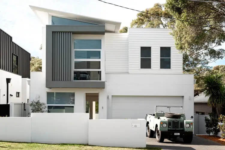 4b Holly Street, Caringbah South NSW 2229