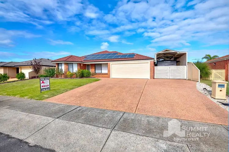 4 Cleveland Bay Avenue, Eaton WA 6232