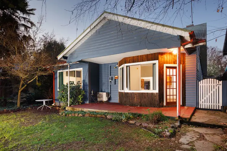 2 Dye Street, Eskdale VIC 3701