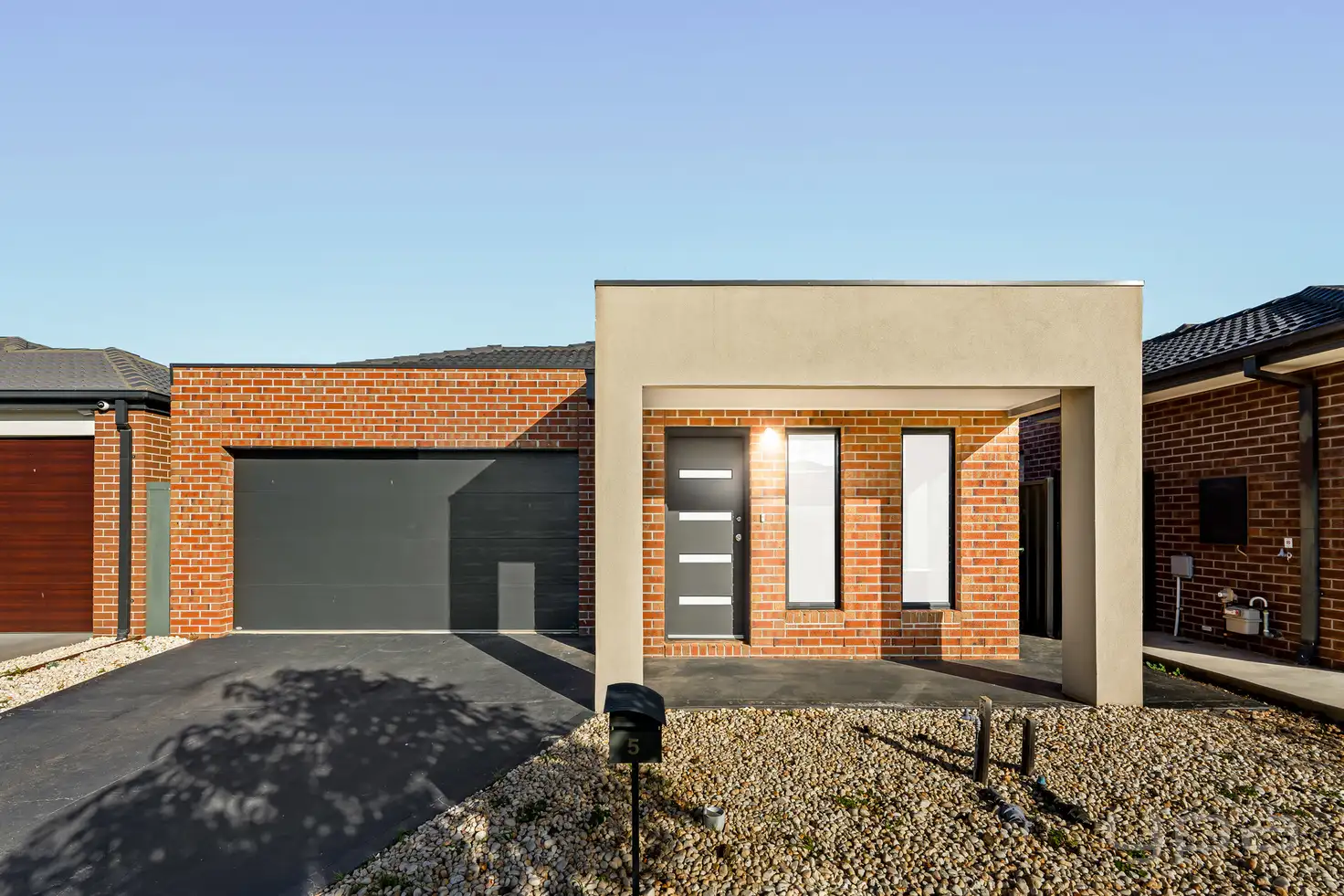 Main view of Homely house listing, 5 Bridport Circuit, Tarneit VIC 3029