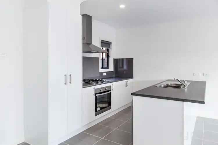 Third view of Homely house listing, 5 Bridport Circuit, Tarneit VIC 3029