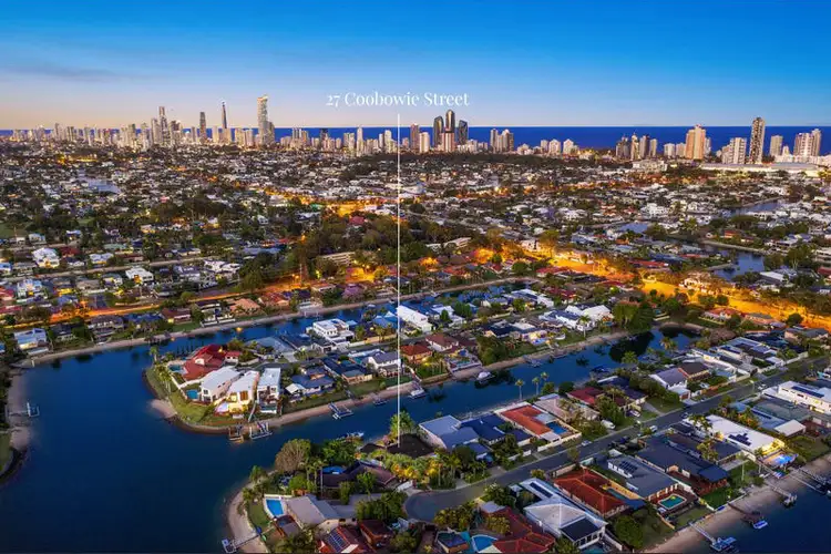 27 Coobowie Street, Broadbeach Waters QLD 4218