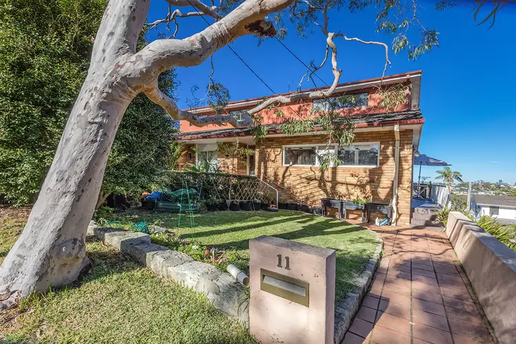 11 Harvey Street, Seaforth NSW 2092