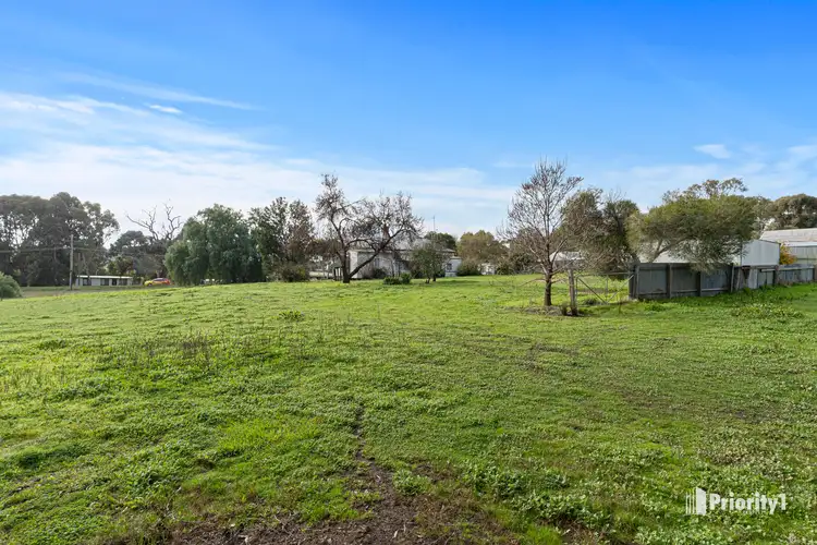 Seventh view of Homely house listing, 17 Jacksons Lane, Heathcote VIC 3523