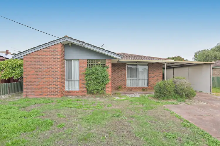 6 Shearwater Way, Gosnells WA 6110