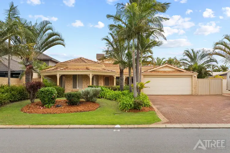 11 Illawarra Crescent, Canning Vale WA 6155