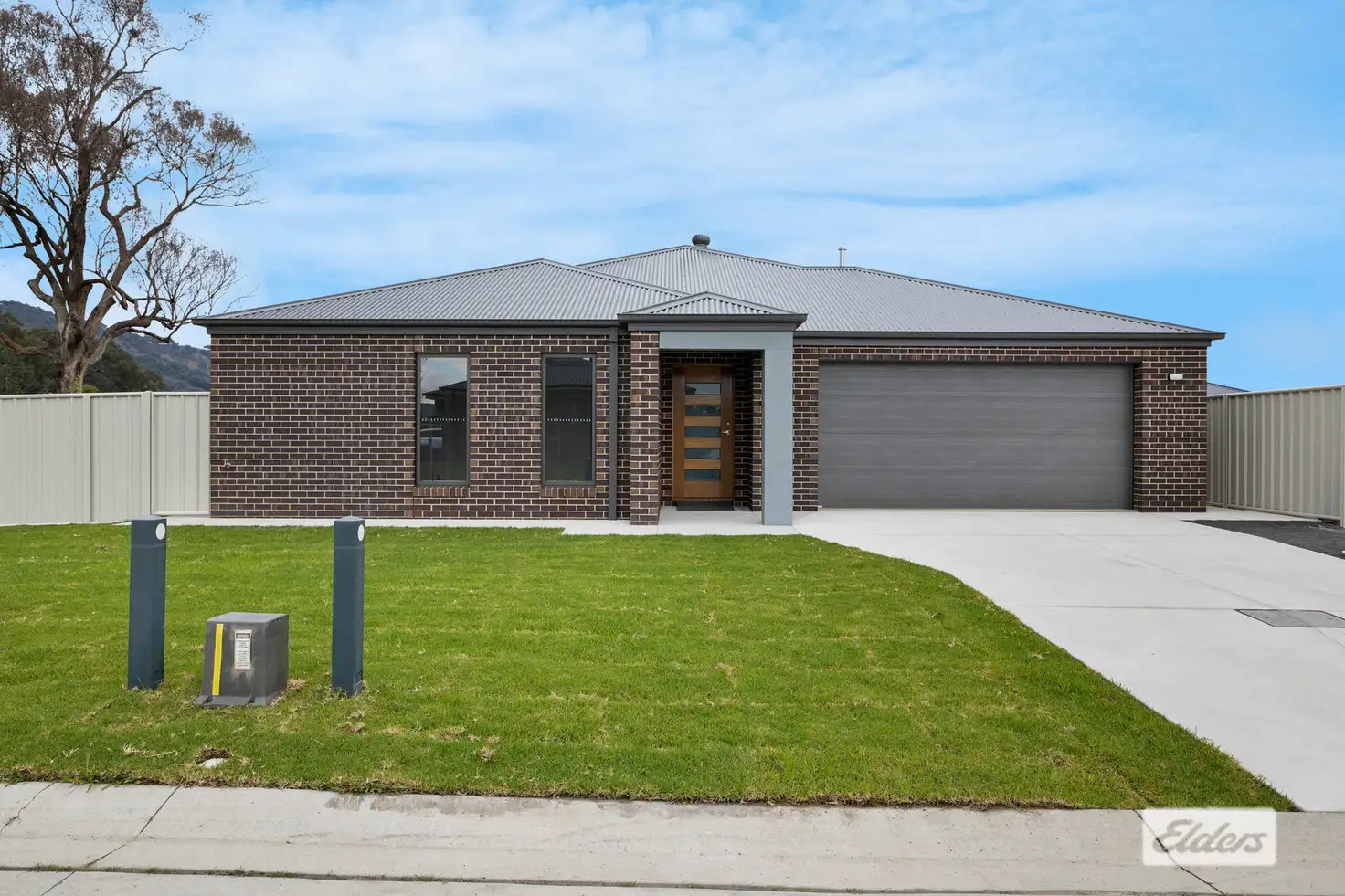 Main view of Homely house listing, 11 Tweed Way, Wodonga VIC 3690