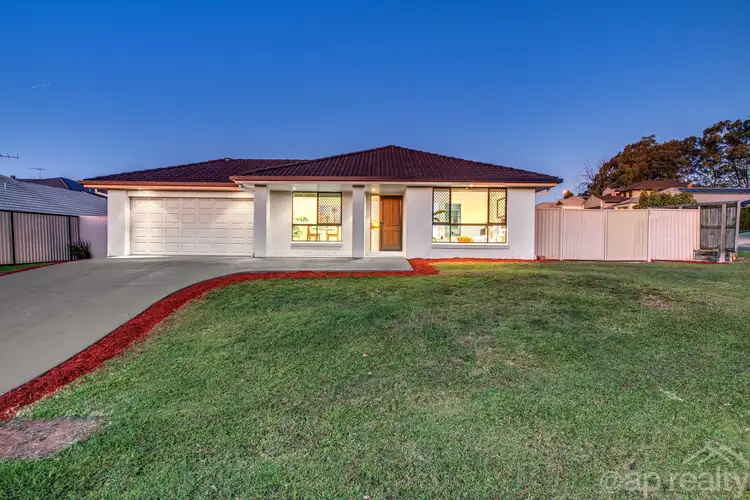 12 Bobbie Street, Parkinson QLD 4115