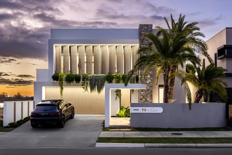 73 Quay Circuit, Newport QLD 4020