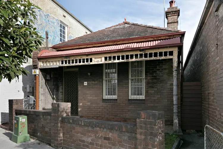 14 Crystal Street
