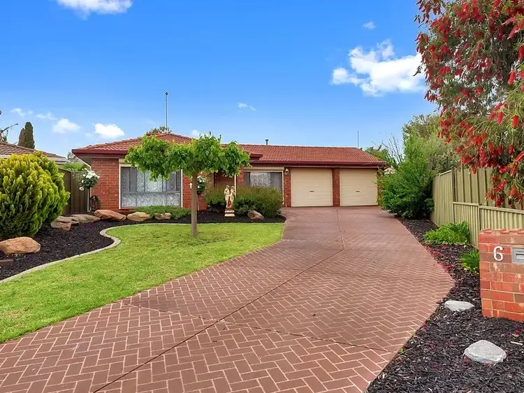 6 Cale Court, Craigmore SA 5114
