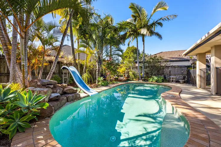 15 Pembroke Crescent, Sippy Downs QLD 4556