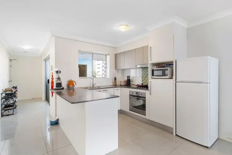 Fifth view of Homely unit listing, 13/28 Carl Street, Woolloongabba QLD 4102