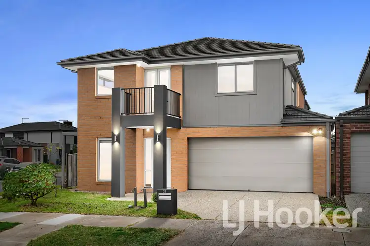 52 Waldorf Avenue, Point Cook VIC 3030