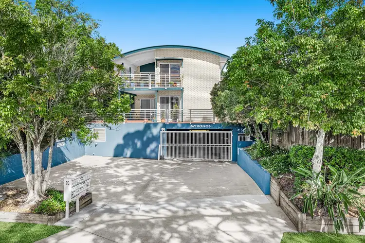 Fifth view of Homely unit listing, 2/26 Yamboyna Street, Manly QLD 4179