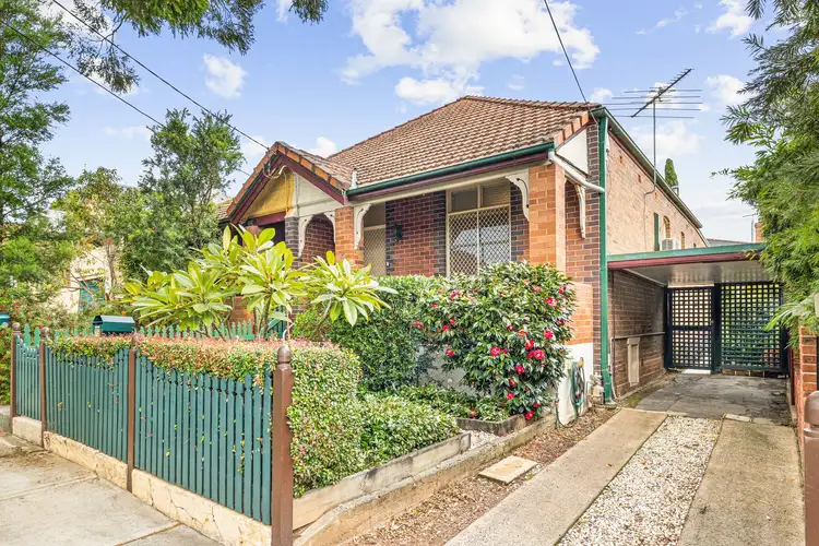 75 Carshalton Street, Croydon Park NSW 2133