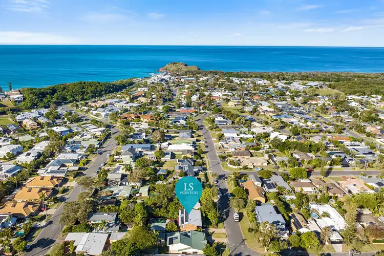 10 Oleander Avenue, Bogangar NSW 2488