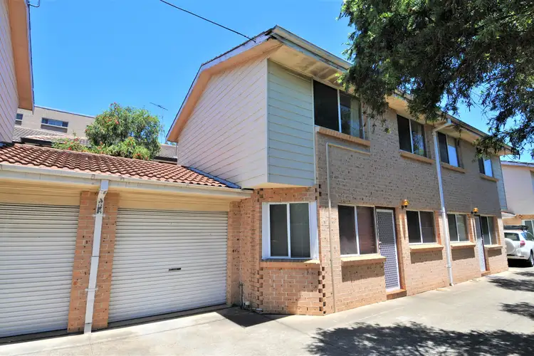 2/26 Military Road, Merrylands NSW 2160