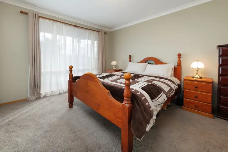 Fifth view of Homely house listing, 30 Koetong Crescent, West Wodonga VIC 3690