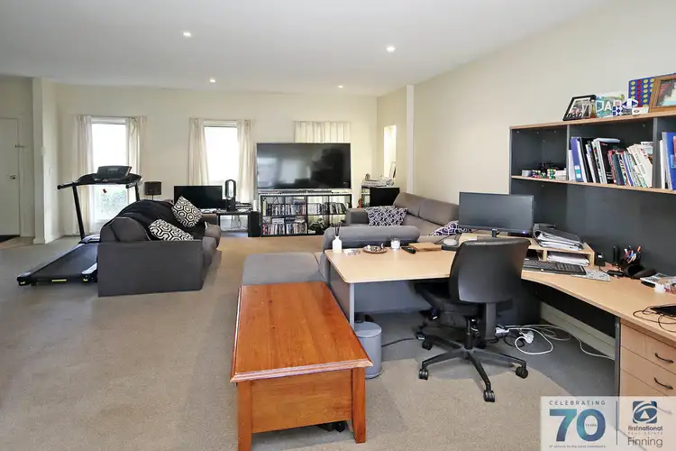 Fourth view of Homely unit listing, 2/10 Parkhill Drive, Berwick VIC 3806