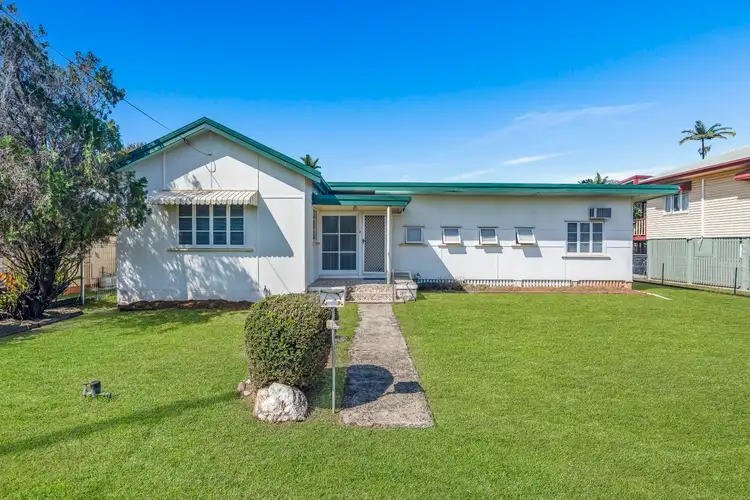 31 Morehead Street, Bungalow QLD 4870