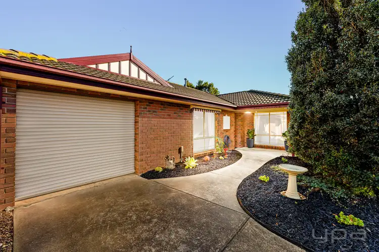 2/33 Mossfiel Drive, Hoppers Crossing VIC 3029