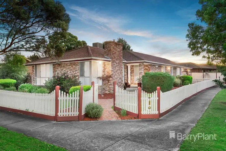 3 Hinkler Drive, Mill Park VIC 3082