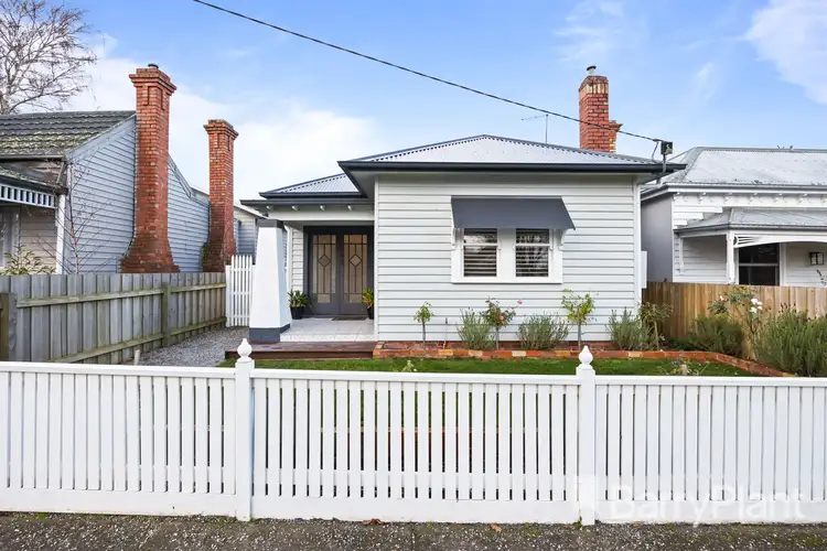 313 Talbot Street South