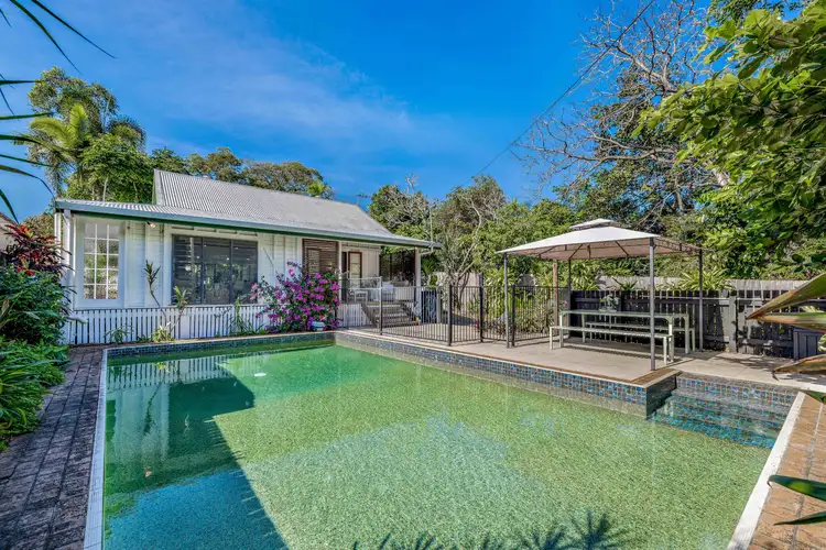 14 Acacia Street, Holloways Beach QLD 4878