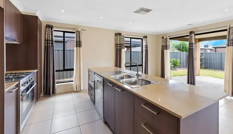 Second view of Homely house listing, 8 Bindarri Road, Manor Lakes VIC 3024