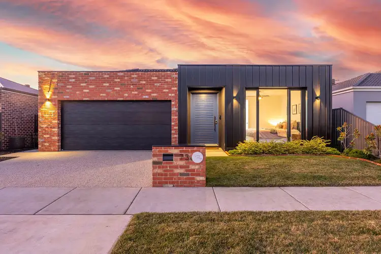 73 Chase Boulevard, Alfredton VIC 3350