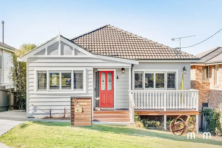 15 Hill Street, Mount Saint Thomas NSW 2500