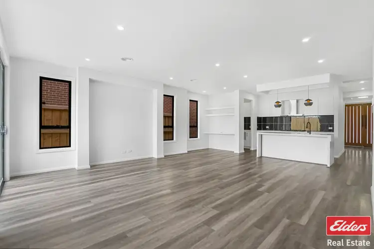 Fifth view of Homely house listing, 5 Palmdale Crescent, Mambourin VIC 3024