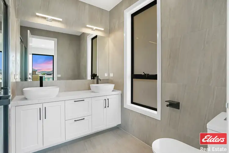 Seventh view of Homely house listing, 5 Palmdale Crescent, Mambourin VIC 3024