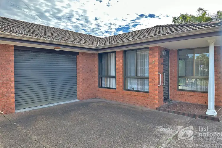2/11 Sciacca Avenue, Tuncurry NSW 2428