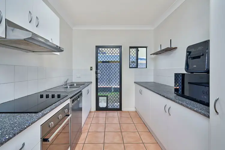 Fifth view of Homely unit listing, 7/3-9 Stratford Parade, Stratford QLD 4870