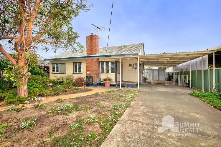6 Teeluk Road, Carey Park WA 6230