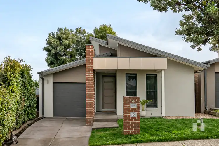 Second view of Homely house listing, 25 Blackbird Crescent, Doreen VIC 3754