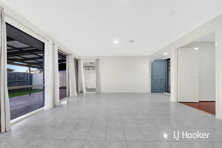 Sixth view of Homely house listing, 15 Berridale Court, Hampton Park VIC 3976