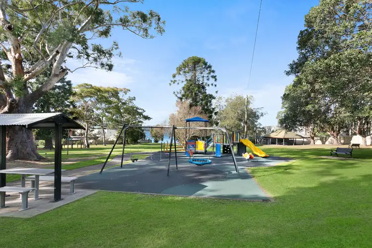 Third view of Homely house listing, 8a Wisdom Street, Connells Point NSW 2221