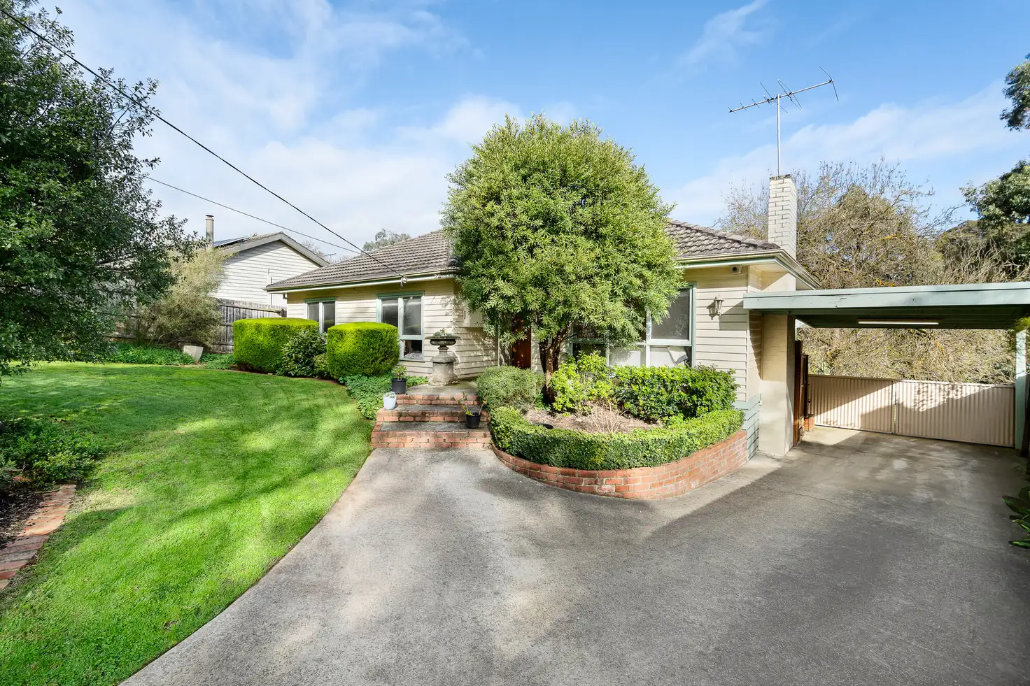 Main view of Homely house listing, 14 Raglan Road, Research VIC 3095