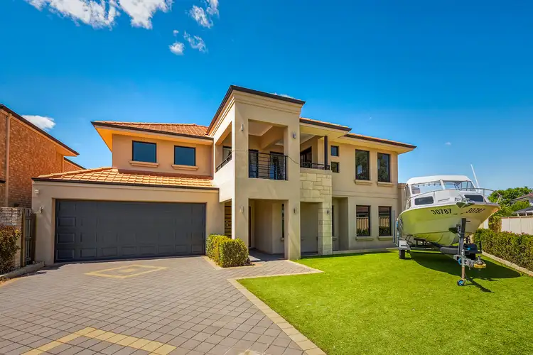 7 Cheval Place, Canning Vale WA 6155
