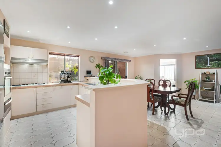 Second view of Homely house listing, 4 Taunton Place, Craigieburn VIC 3064