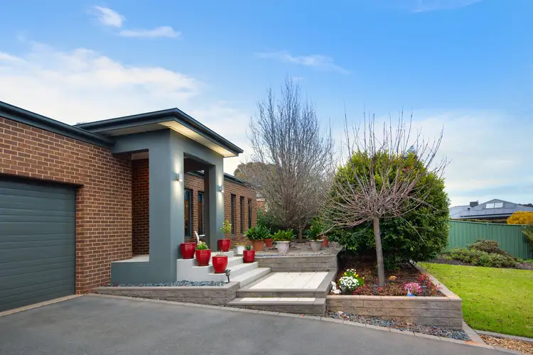 Second view of Homely house listing, 25 Janelle Drive, Maiden Gully VIC 3551