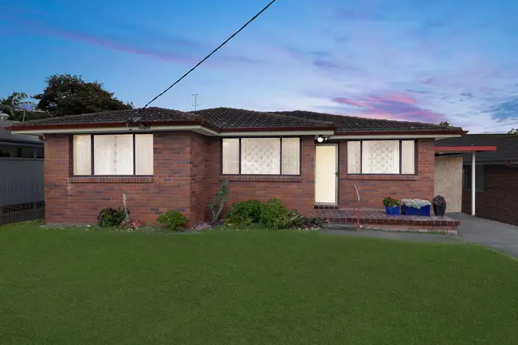 Second view of Homely house listing, 32 Budgewoi Road, Noraville NSW 2263
