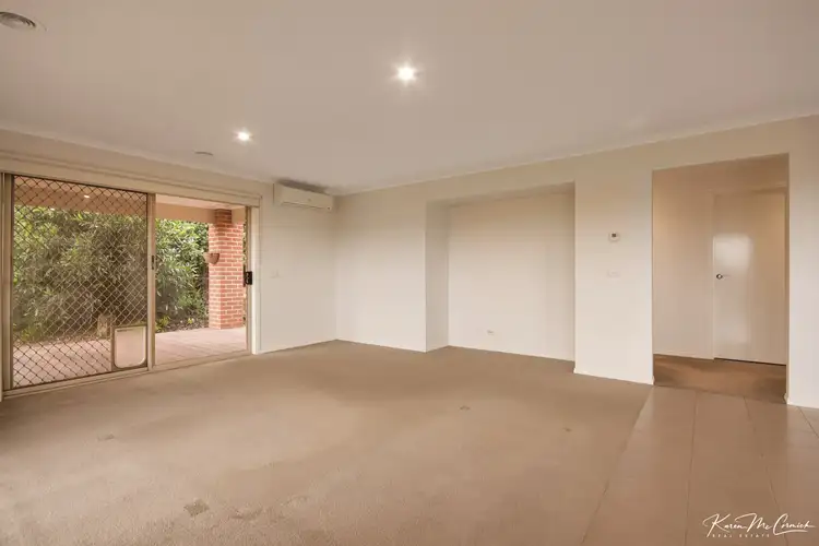 Seventh view of Homely house listing, 9 Wordsworth Court, Drouin VIC 3818