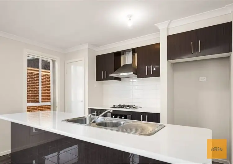 Third view of Homely house listing, 2/12 Marlo Drive, Harkness VIC 3337