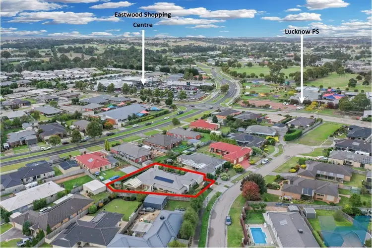 Second view of Homely house listing, 5 Parkes Court, Eastwood VIC 3875