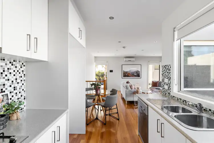 Fifth view of Homely townhouse listing, 6/68 Wheatsheaf Road, Glenroy VIC 3046